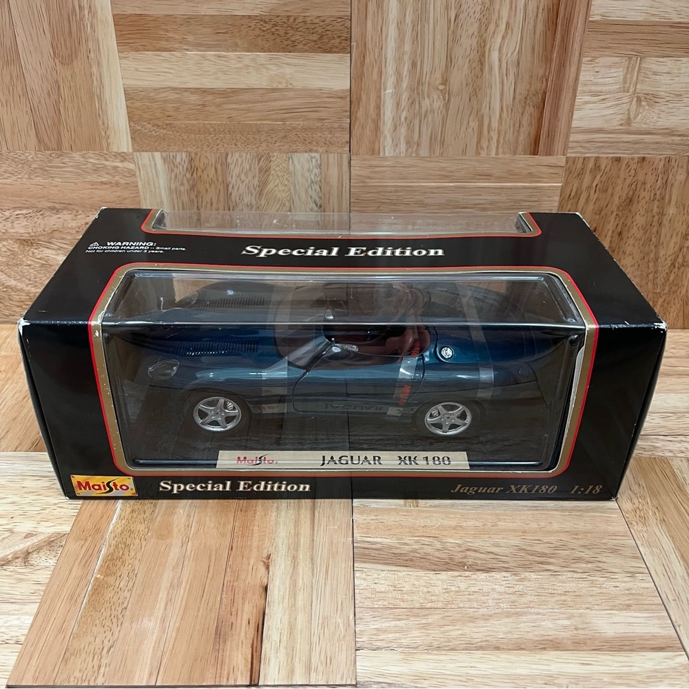 Maisto Special Edition Jaguar XK 180 Diecast Car Blue Green 1:18 Scale - NIB